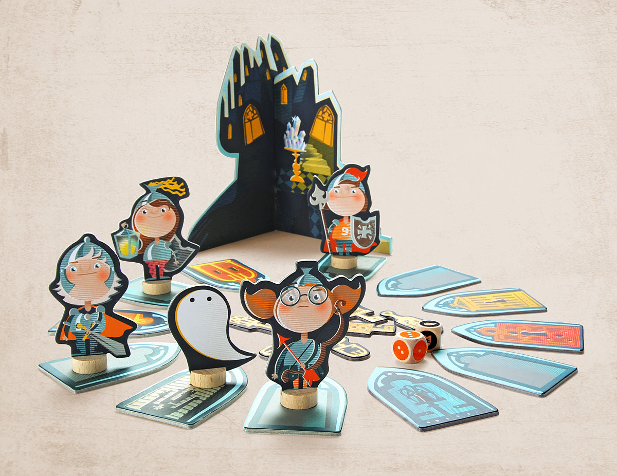Ghost and heros and dice in the ghost and the golden keys board game